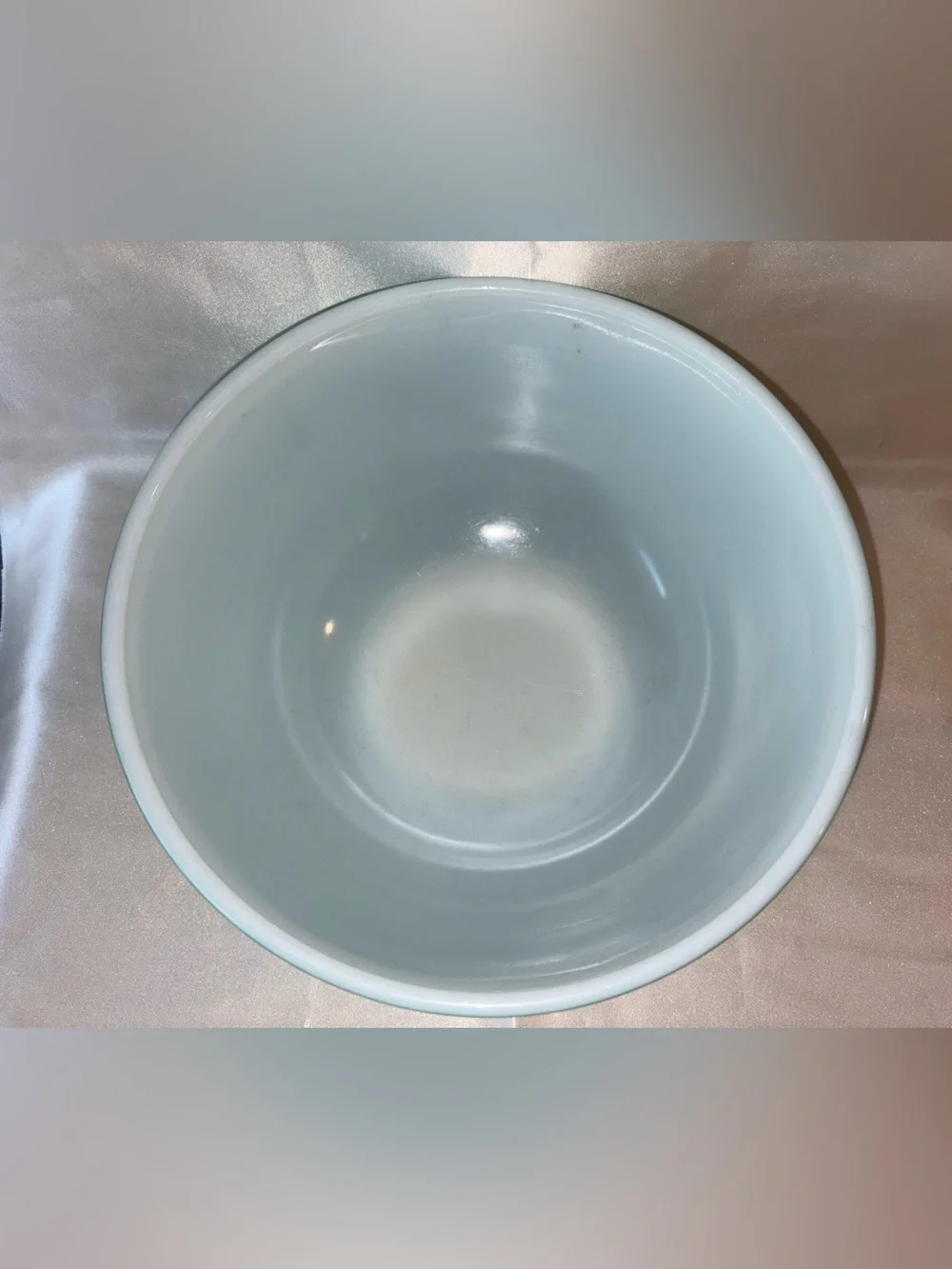Pyrex Green Mixing Bowl #403 (2.5qt)